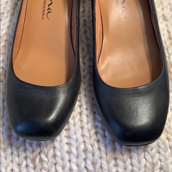 Soft black leather elegant shoe mother of Pearl - Picture 4 of 7